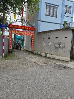 nhỉnh 2 tỷ, 33m2 đất lb trong đê, quy hoạch sạch, 10m ra ô tô đỗ ngày đêm
