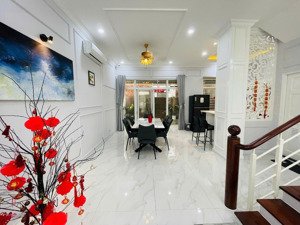 chủ cần cho thuê nhanh bt mỹ phú 2. 4 phòng, giá 45tr/th