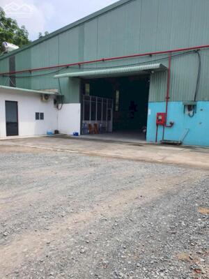BÁN NHÀ XƯỞNG PHÚ CHÁNH – THỦ DẦU MỘT, BÌNH DƯƠNG – 3.245M², ĐANG CHO THUÊ 60 TRIỆU/THÁNG, GIÁ CHỈ 6,5 TRIỆU/M²