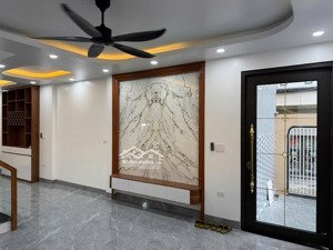 chính chủ bán nhà 3,5 tầng ngõ 333 văn cao, hải an, giá 3,4 tỷ ô tô đỗ cửa