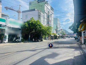 bán nhà 2 tầng mặt tiền củ chi -nha trang. cách biển hòn chồng vài bước chân . chỉ 8.8ty .