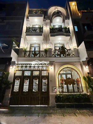 biệt thự 3 tầng có thang máy kdc anh tuấn