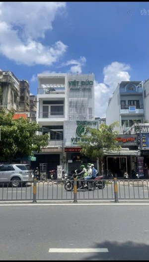 cho thuê nhà 2mt 188-190 lý thái tổ phường 1 quận 3- 9x30m - trệt 3 lầu ngay vòng xoay.