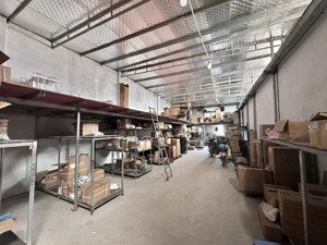 170m nhà xưởng đường lĩnh nam cần cho thuê, điện 3 pha, đường container, giá 16tr/th