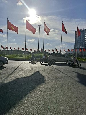 bán 2 căn liền kề hoàn thiện lô góc thang máy mặt đường bùi viện khu waterfront - dt 228m -mt12m
