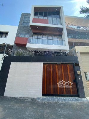 biệt thự khu vip lam sơn - nguyễn huy tưởng, p6, q.bình thạnh dt: 8x23m- 4 tầng sân vườn.