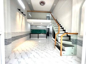 bán căn nhà shr đẹp lòng lanh xe hơi tới cửa tân thới hiệp 21, q12