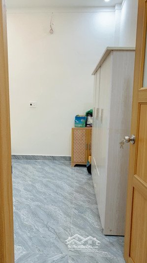 bán nhà sổ riêng 5x27m gần trường mầm non hoàng yến