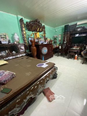 cần bán nhà riêng vĩnh ninh, vĩnh quỳnh diện tích 71,1m, mặt tiền 7,1m giá 6,5 tỷ.