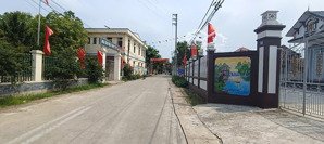 lô đất sơn đà,ba vì,hn sẵn nhà mái bằng full tiện ích, cách trục chính chỉ 120m,cách tl413 chỉ 200m