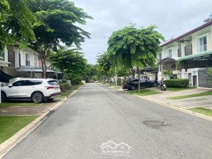 bán gấp 2 căn 5x20m vườn thiên đàng 1 ecolakes mỹ phước, nhà sổ sẵn hoàn công