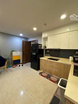 bán căn hộ 2pn cc golden star, q7, dt 69m2, giá 3 tỷ 5 (tl), đầy đủ nội thất. lh: 