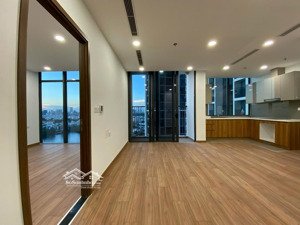 chính chủ bán 2pn 2wc, 68m2, tầng 5, toà m2, view pháo hoa, giá 4,9 tỷ. liên hệ 