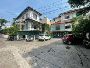 chính chủ cần bán nhà biệt thự villas khu compound đường tú xương.p võ thị sáu quận 3.dt 143m2giá59