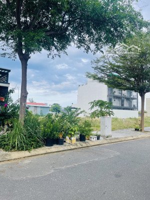 chính chủ cần bán lô đất đường số 94 đối diện công viên mỹ gia gói 5 thái hưng giá 3.85 tỷ(bao cọc)