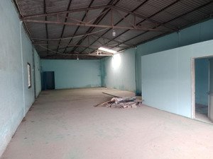 cho thuê kho xưởng 240 m2 giá 14 triệu/ đường an phú tây-hưng long, xã hưng long, bình chánh, tphcm