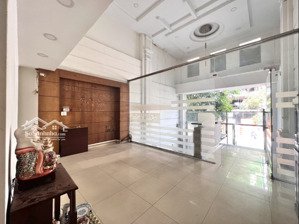 chính chủ cho thuê mặt bằng quận 7 gần chợ lý phục man giá ưu đãi
