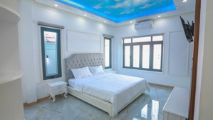 bán gấp villa cao cấp hàm tiến, full nội thất, giá cực tốt (lô 2 nguyễn đình chiểu)