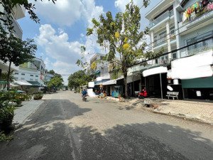 mặt tiền kinh doanh 100m2 4 tầng, đường d13, quận tân phú