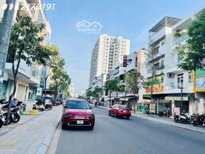 đường thích quãng đức-giá đầu tư tốt chỉ 77 tr/m2 giá xung quanh đang từ 90 - 100 tr - cơ hội tốt