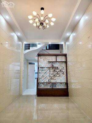 Cho thuê nhà full đồ phố Văn Cao, 3 p.ngủ (40m2).