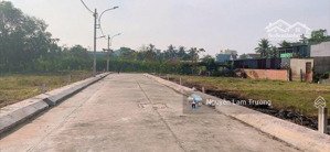 chính chủ bán đất dt 5x20m2/100m2 tại xã bình chánh, hcm, sổ hồng riêng, full thổ