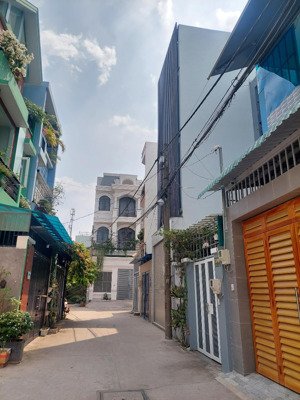1.4 - 1.8tr/ giường ktx gần vạn phúc, full nội thất