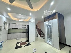 bán nhà đẹp lung linh phố xã đàn, ở ngay, 6 tầng thang máy 30 m ra phố.