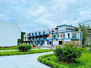 bán nhà gói 8 mỹ gia trục chính gần cổng, đối diện bồn hoa thoáng mát. tặng gói nội thất 200 triệu