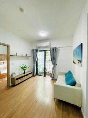 aquabay: bán căn hộ 70m2, 2pn2vs, tầng trung, hướng nam, đầy đủ nội thất, 3.550 bp
