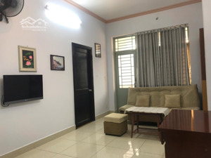cho thuê căn hộ 2pn tại chung cư phú thọ dt: 65m2 2pn, 1w, giá: 10.5tr/th full nt như hình
