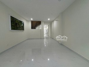 cho thuê nhà riêng tại nghĩa đô - cầu giấy, 40m2, 5 tầng với 4pn, đồ cơ bản, 16tr/tháng