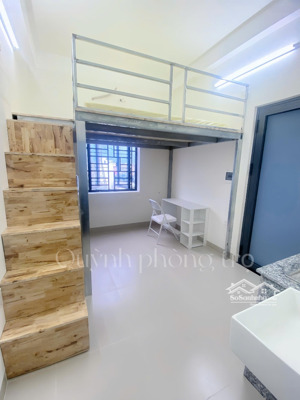 toà nhà mới khai trương giá chỉ 3 triệu 8