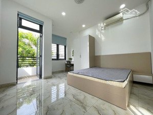 cho thuê căn hộ 1 phòng ngủ ban công q3 gần cầu hoàng hoa thám, cầu bông, chợ tân định