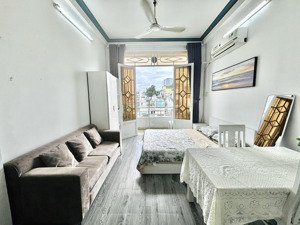 căn hộ studio - ban công - giặt riêng - ngay cầu bông - vòng xoay điện biên phủ