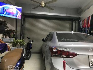 bán nhà dân xây tâm huyết tại thạch bàn - ô tô 4 chỗ ngủ trong nhà, cách 5m ra đường ô tô tránh.