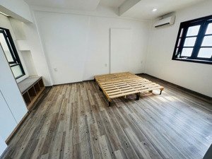 phòng kdc trung sơn gần đh tôn đức thắng q7. diện tích: 30m2. full nội thất. giá: 4,5tr/tháng