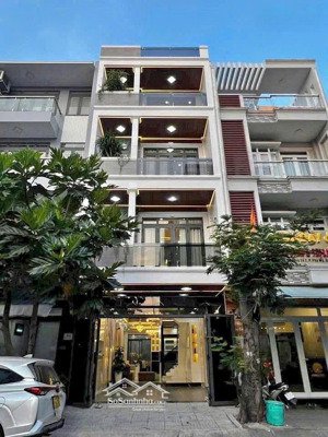 siêu phẩm nhà siêu đẹp , 76 đường trường sơn , p.15 , q. 10 , 4 tầng sân thượng , giá chỉ 40tr