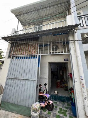 nhà hẻm 47// đường số 15 bình hưng hòa - bình tân - dt: 4m x 9m - kết cấu nhà c4 gác suốt. 3t3tl