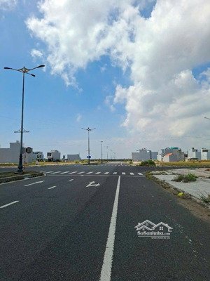 bán đất mặt tiền đường phan chu trinh 42m lk phú thạnh tuy hòa