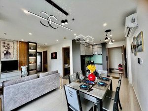 bán căn 3pn+, dt108m2, giá 5.3tỷ, lỗ 1tỷ, origami-vinhomes q9, tầng trung view thoáng, sẵn nội thất
