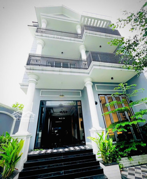 cho thuê biệt thự đẹp dtsd 500m2 đặng thùy trâm, bình thạnh full nội thất