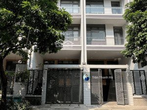 cho thuê văn phòng 45m² giá siêu tốt, chỉ 8 triệu/tháng tại vạn phúc city