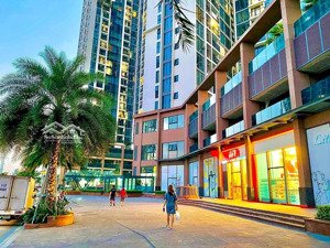 cho thuê 2pn 2wc giá 13 triệu, nhà sẵn máy lạnh, máy nước nóng, rèm cả nhà, tủ quần áo, bếp