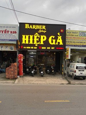 cho thuê nhà nguyên căn mặt tiền đường hoàng hữu nam để kinh doanh buôn bán.
