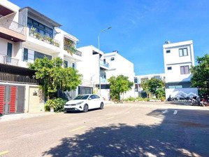 lô sạch kđt mỹ gia, đường to 14.8m, hướng bắc, giá chỉ 3.5 tỷ(bao cọc), phù hợp mua xây ở