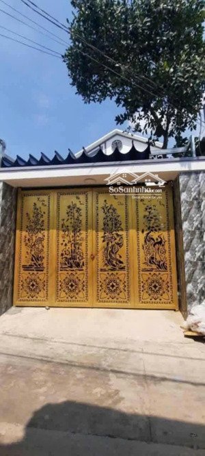 nhà quận mua không nổi thì 550 triêụ dọn dô ở ngay nhà bình chánh dân cư đông đúc giá:1tỷ350 triệu