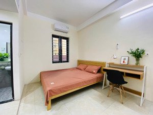 ccmn cách đhcn 600m - phòng đẹp - đủ đồ