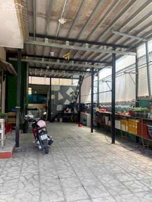 Bán Villa Đà Lạt Hẻm ô tô lớn Sổ riêng Lữ Gia, Phường 9, Đà Lạt, đường trc nhà 5m
