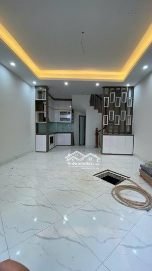 bán nhà thanh am,thượng thanh,32m,mt5m , 3 ngủ rộng,ô tô đỗ cổng,mới tinh, chỉ 5.5 tỷ